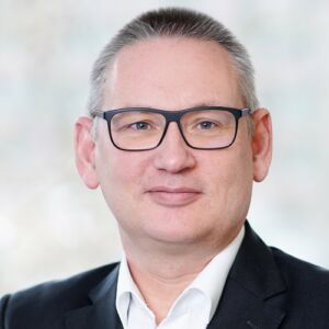 Dr. Carsten Keune