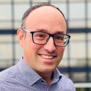 Dr. Manuel Suter